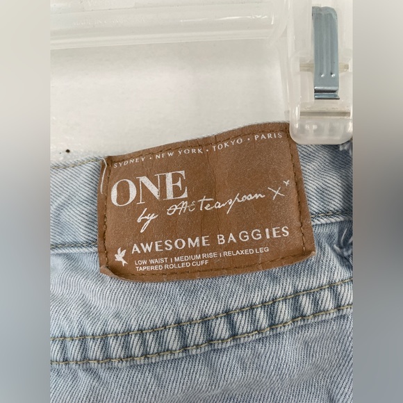 Light Wash One by One Teaspoon Awesome Baggies Jeans - Picture 4 of 12